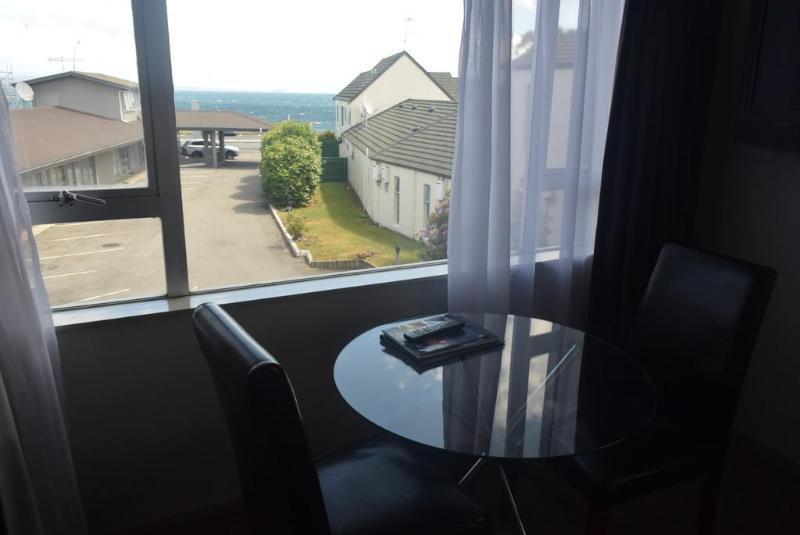 Absolute Lake View Motel เทาโป ภายนอก รูปภาพ
