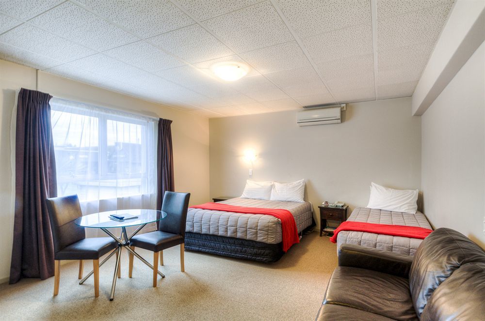 Absolute Lake View Motel เทาโป ภายนอก รูปภาพ